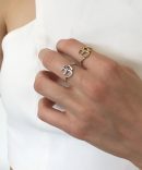 Om ring